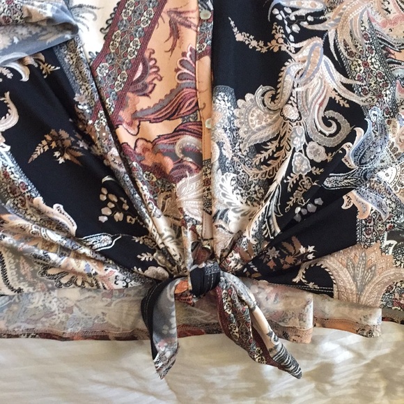 Dress Barn multi color blouse 3X - Picture 5 of 8